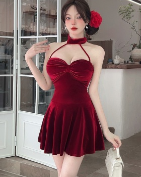 Pinched waist elasticity bottoming big skirt low-cut dress