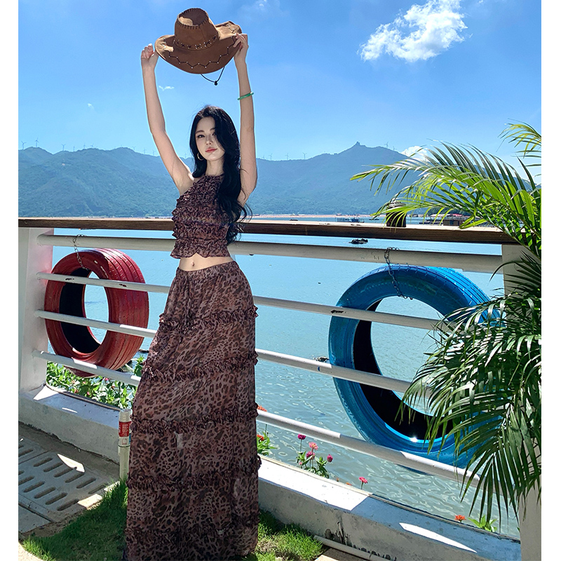 Leopard halter sexy enticement long skirt 2pcs set