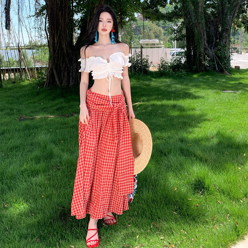 Red white seaside tops show young halter skirt 2pcs set
