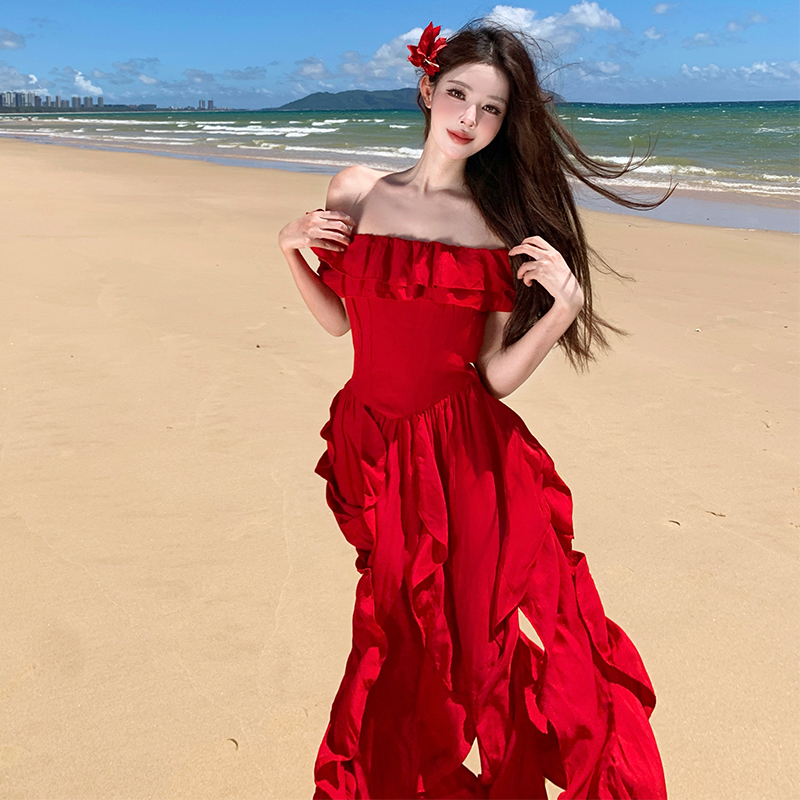 Travel niche dress was white flat shoulder long dress