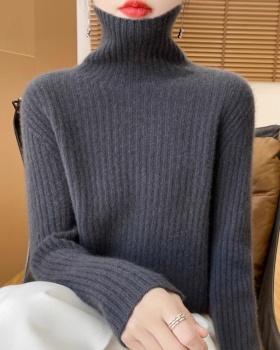 Loose thick sweater bottoming shirts for women