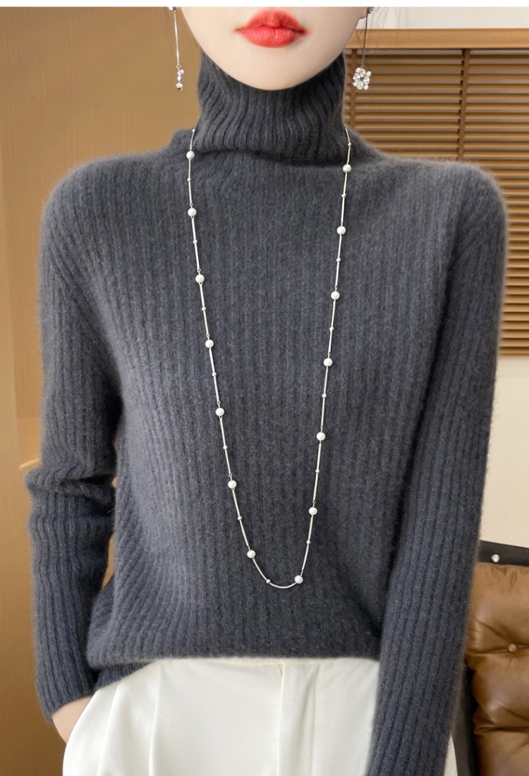 Loose thick sweater bottoming shirts for women