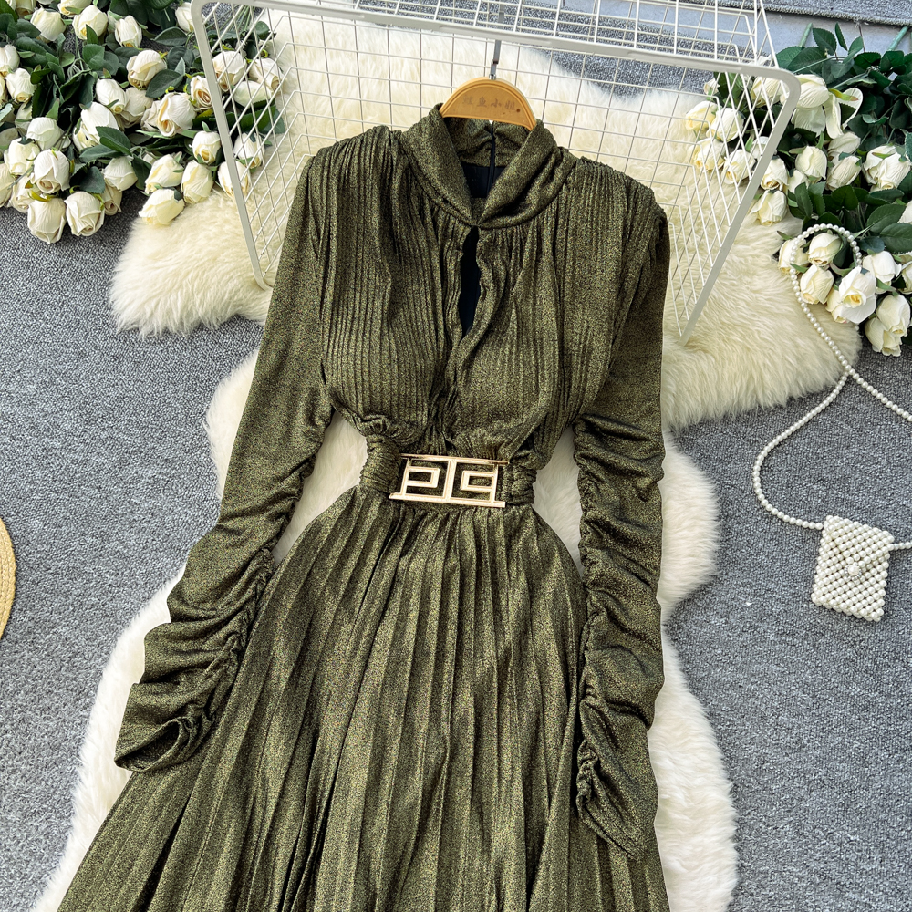 Long sleeve V-neck dress fold long dress for women