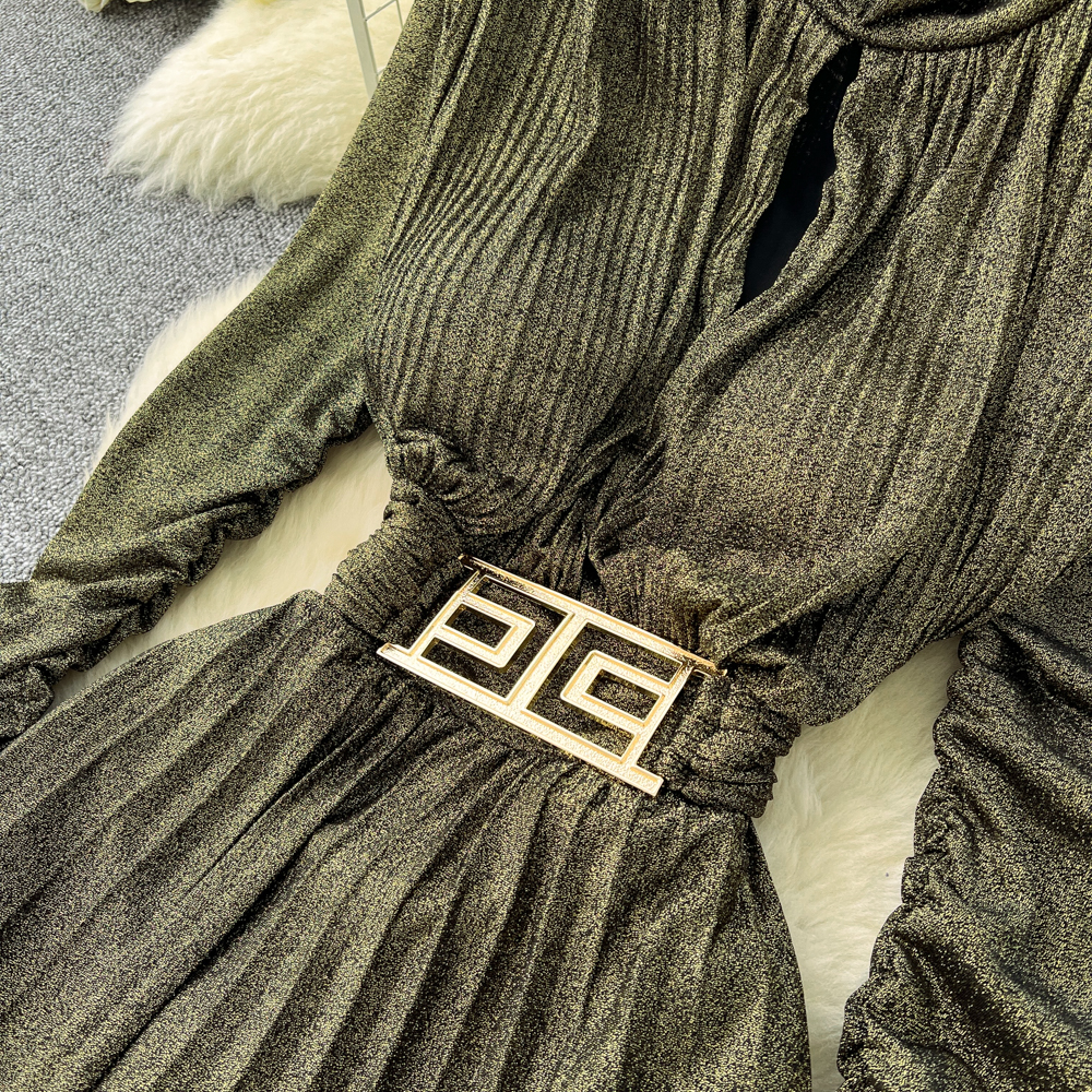 Long sleeve V-neck dress fold long dress for women