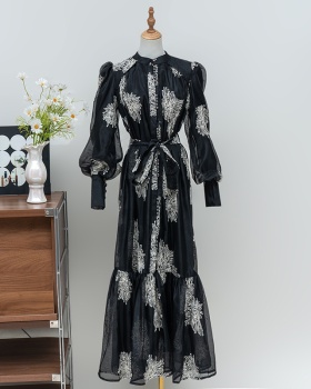 Pure long dress embroidered flowers dress