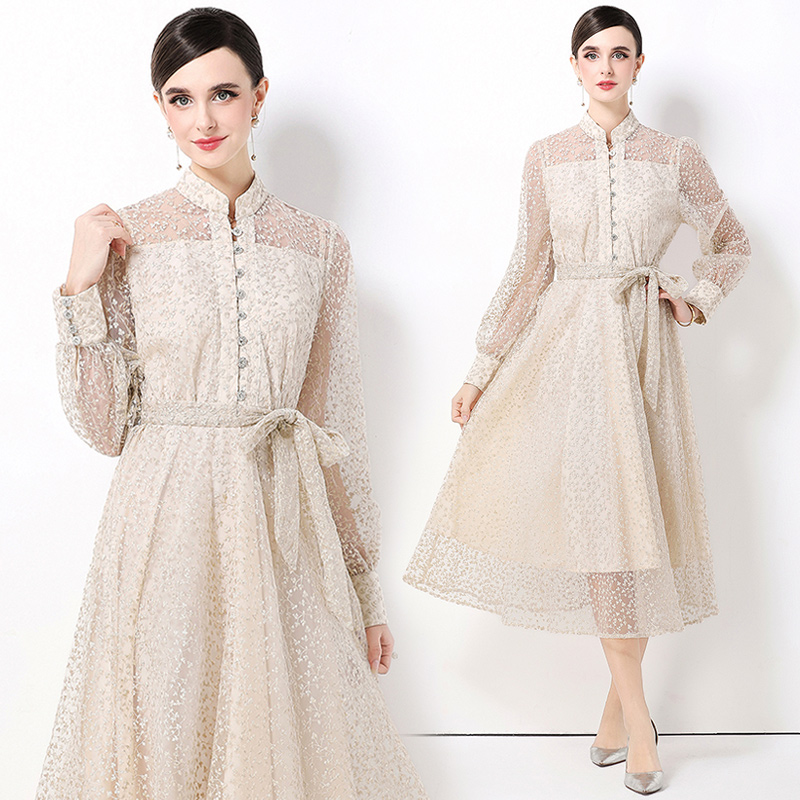 Hollow niche European style frenum embroidery dress