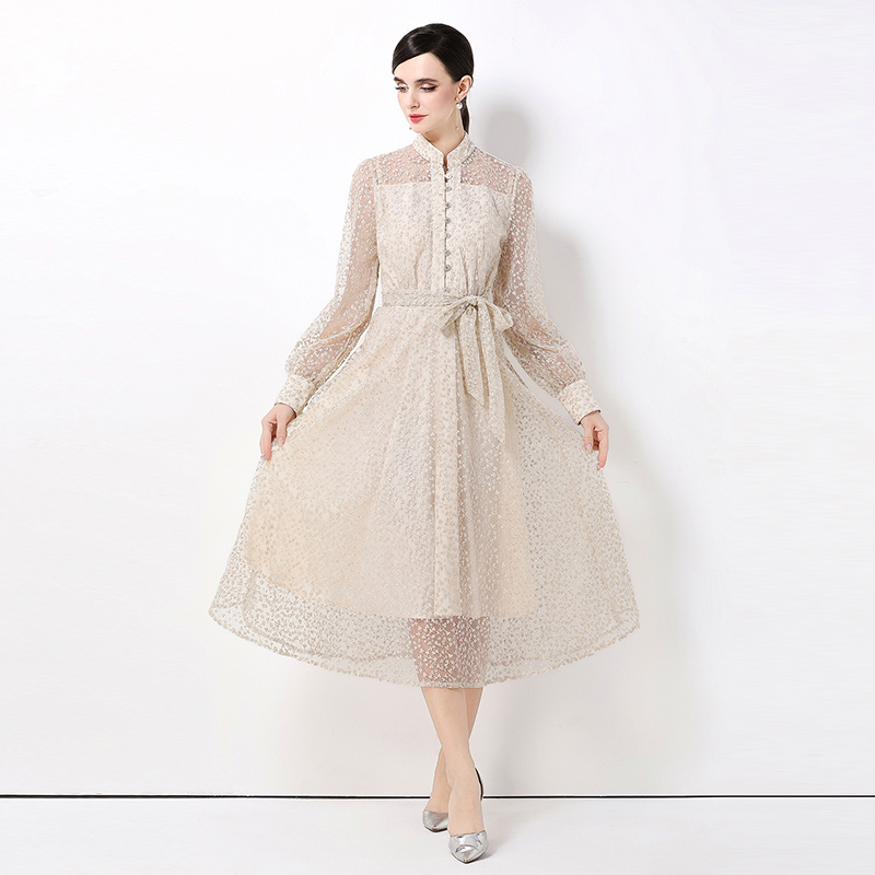 Hollow niche European style frenum embroidery dress
