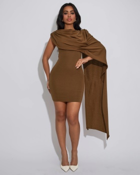 Knitted European style formal dress shoulder dress