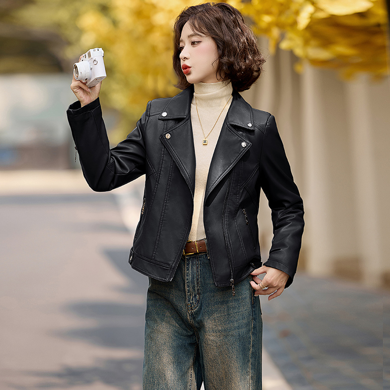Retro locomotive coat winter plus velvet leather coat