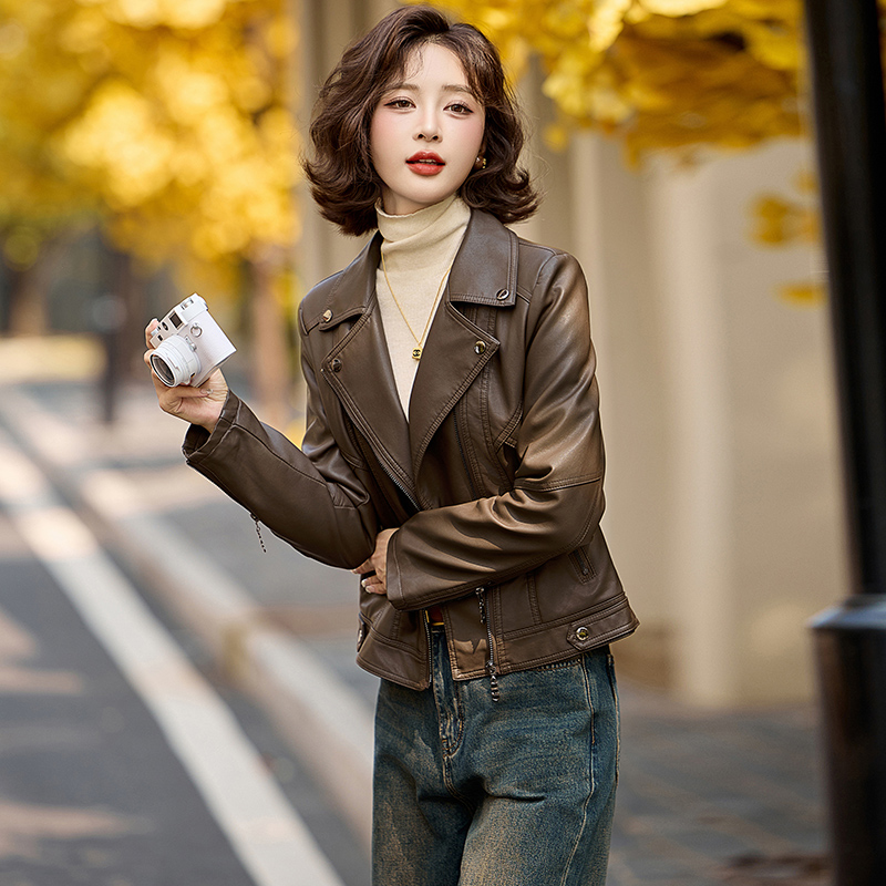 Retro locomotive coat winter plus velvet leather coat