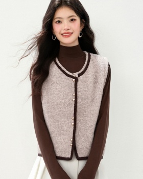 Knitted chanelstyle round neck autumn and winter waistcoat