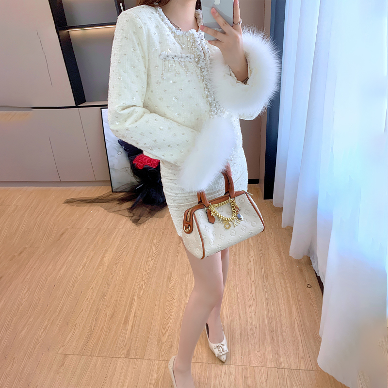 Ladies coat autumn and winter short skirt a set