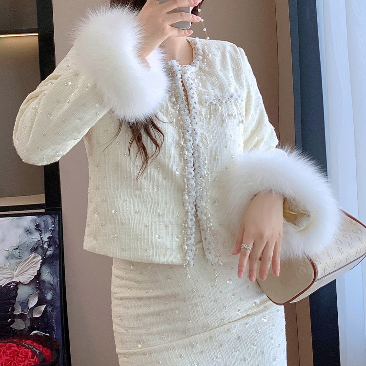 Ladies coat autumn and winter short skirt a set