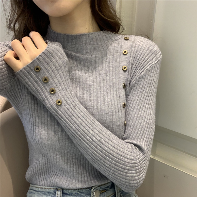 Bottoming half high collar pullover buckle sweater
