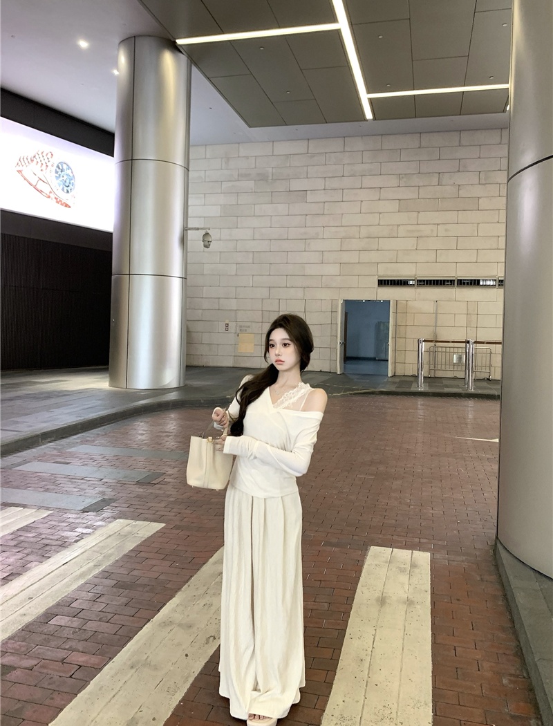 Long sleeve velvet tops lace T-shirt for women