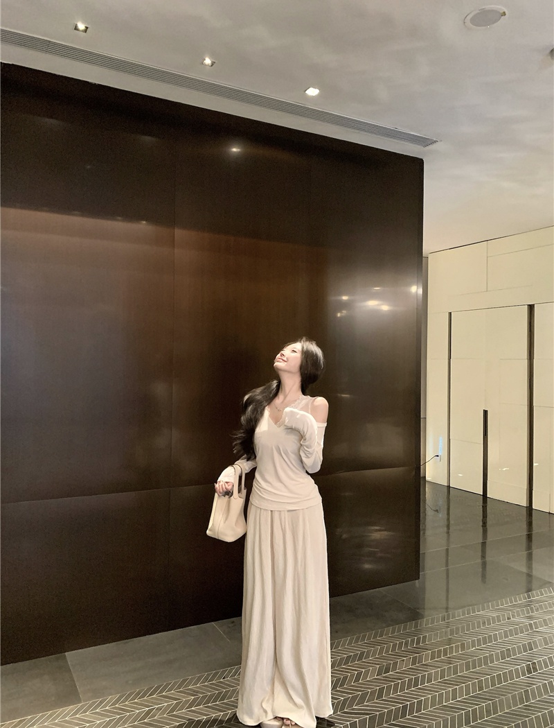 Long sleeve velvet tops lace T-shirt for women