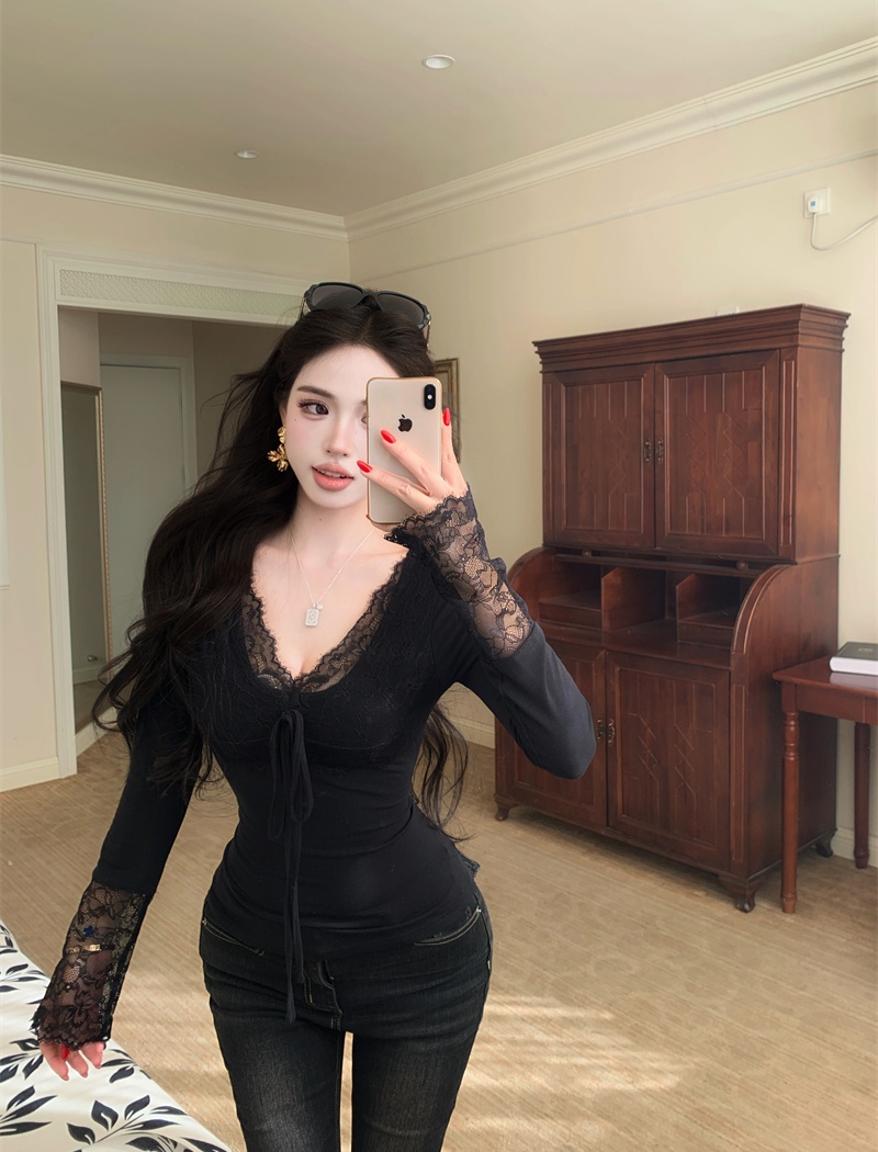 V-neck enticement bottoming shirt lace tops for women
