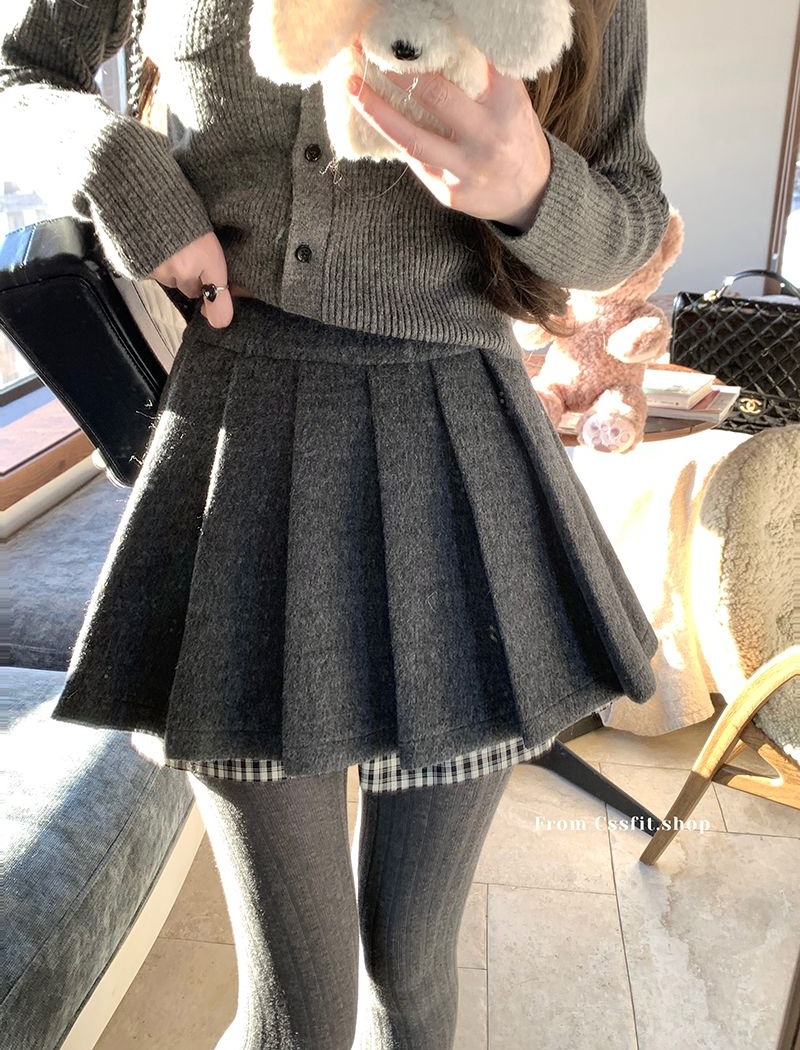 Splice plaid cardigan pleated skirt a set for women