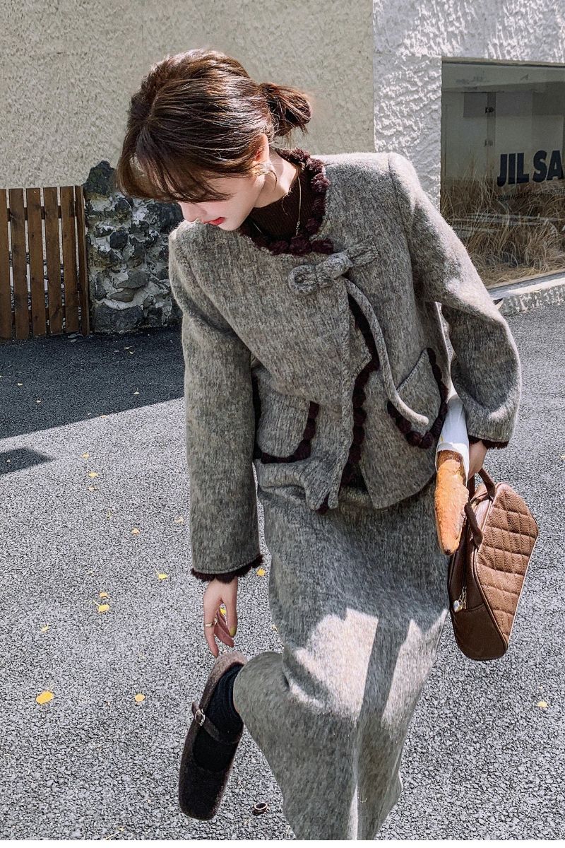 Chanelstyle woolen coat skirt 2pcs set for women