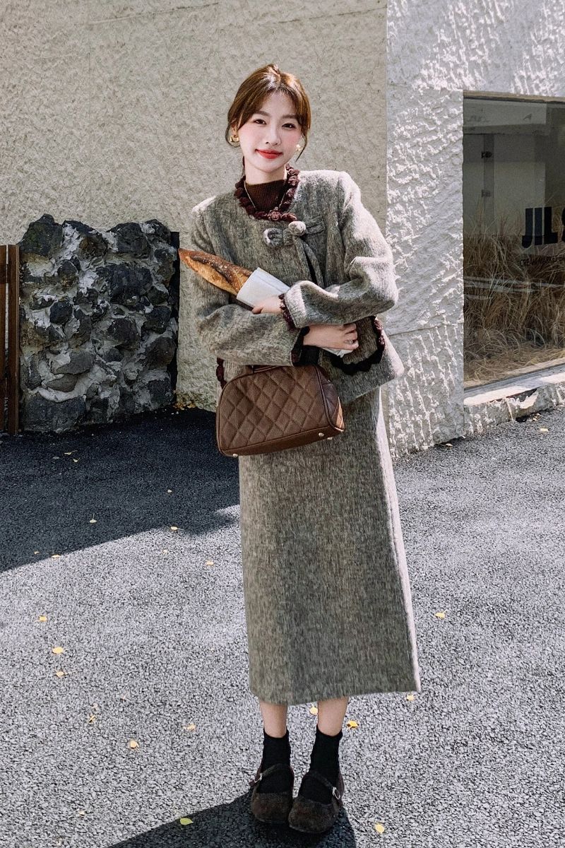 Chanelstyle woolen coat skirt 2pcs set for women