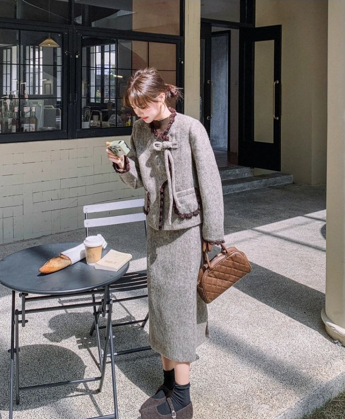 Chanelstyle woolen coat skirt 2pcs set for women