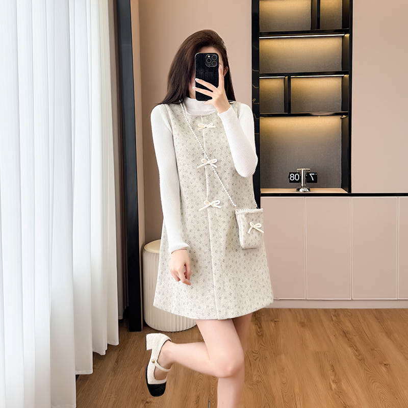 Sleeveless pearl small dress winter bottoming shirt 3pcs set