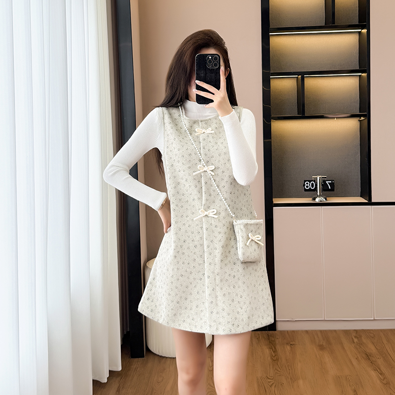 Sleeveless pearl small dress winter bottoming shirt 3pcs set