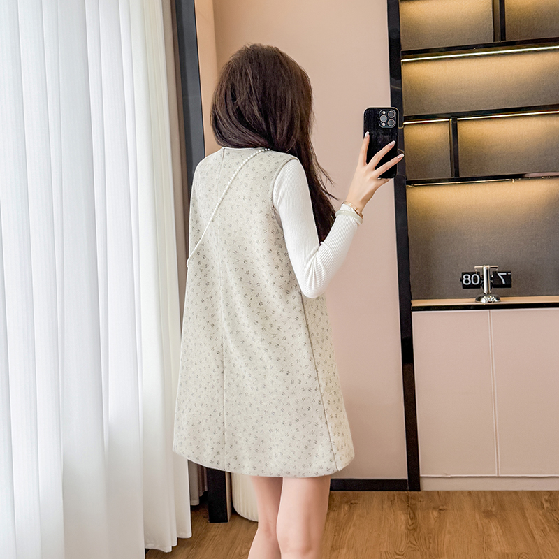 Sleeveless pearl small dress winter bottoming shirt 3pcs set