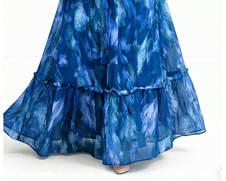 Pleats Please European style lotus sleeve dress