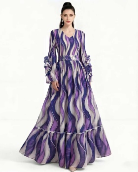 Lotus sleeve European style Pleats Please enlarge dress