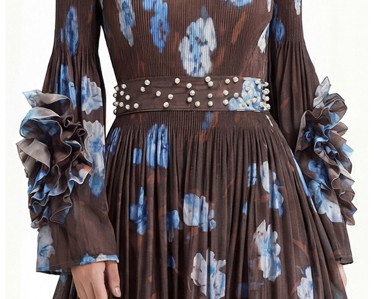 European style Pleats Please enlarge dress