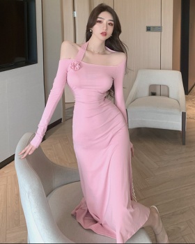 Sexy slim pinched waist flat shoulder irregular dress