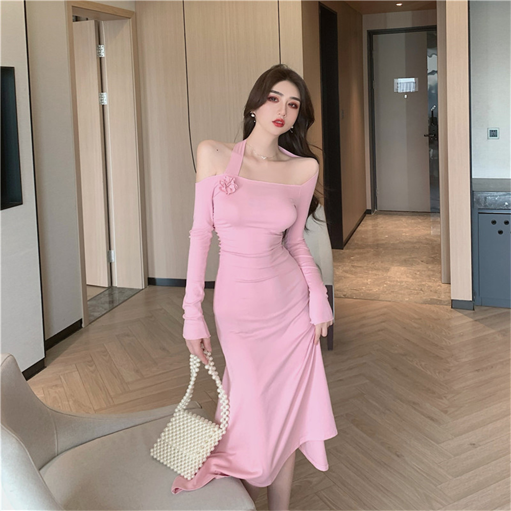 Sexy slim pinched waist flat shoulder irregular dress