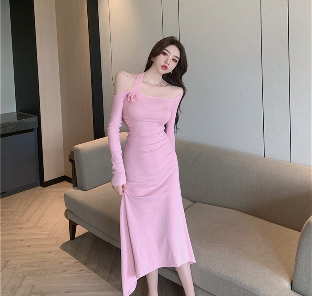 Sexy slim pinched waist flat shoulder irregular dress