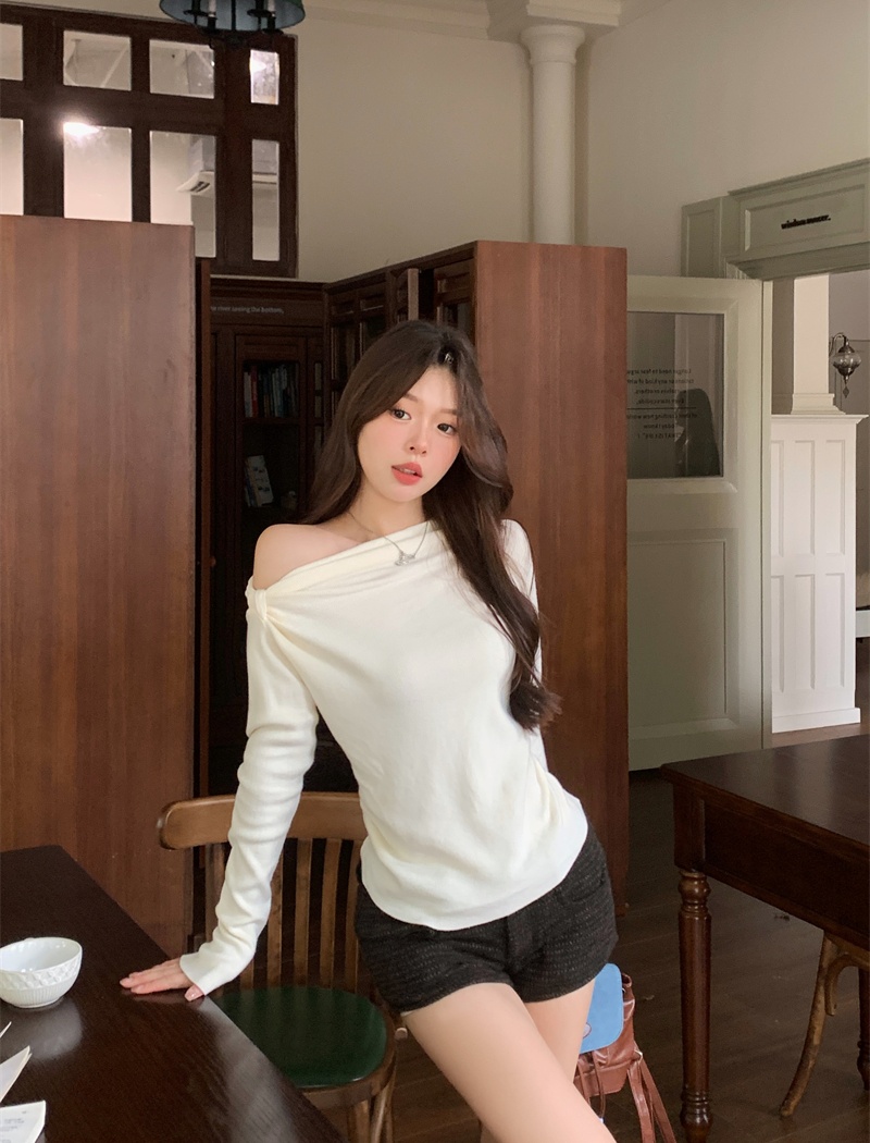 Bottoming autumn long sleeve sexy oblique collar sweater