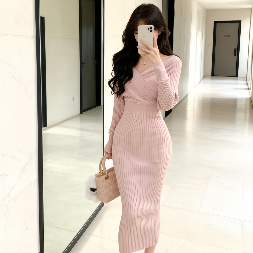 V-neck pink dress knitted autumn and winter long dress