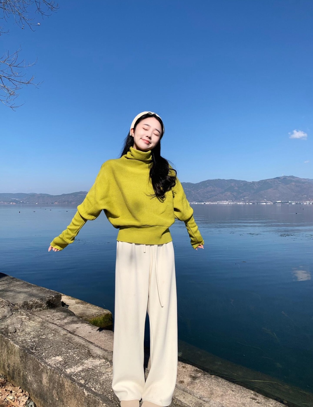 Inside the ride winter niche half high collar sweater