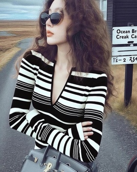 Niche stripe winter tops black unique sweater
