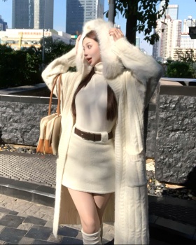 Exceed knee fur collar sweater hooded coat