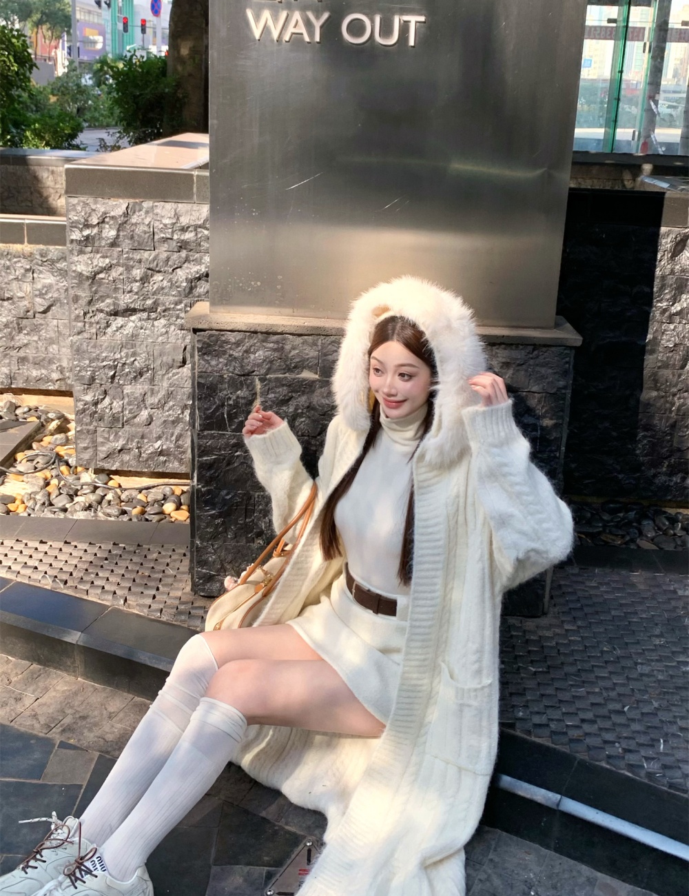 Exceed knee fur collar sweater hooded coat