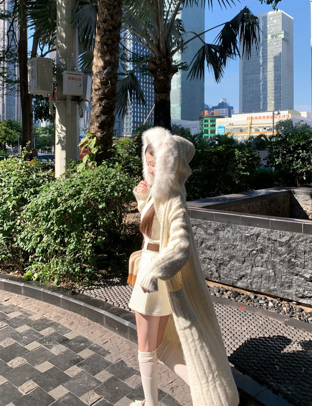 Exceed knee fur collar sweater hooded coat