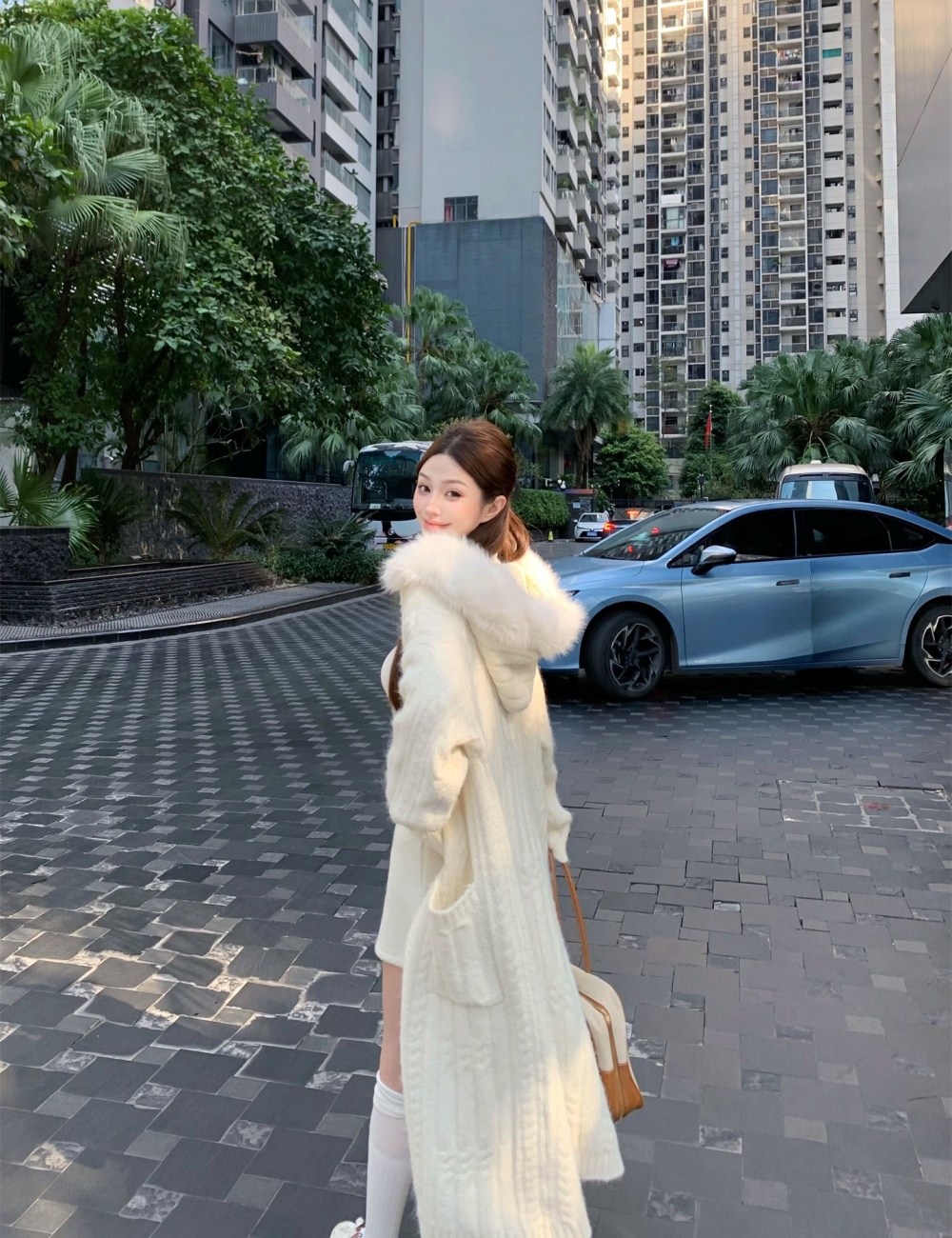 Exceed knee fur collar sweater hooded coat