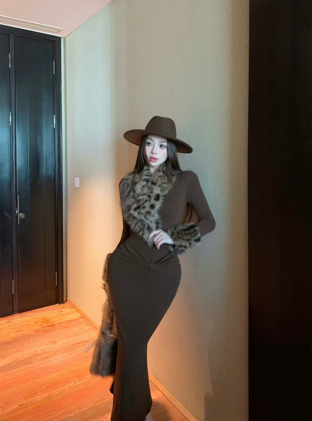 Retro fur collar dress leopard package hip long dress