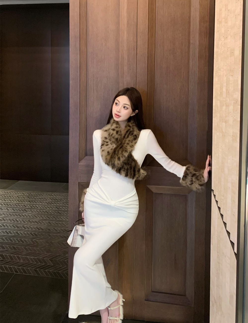 Retro fur collar dress leopard package hip long dress