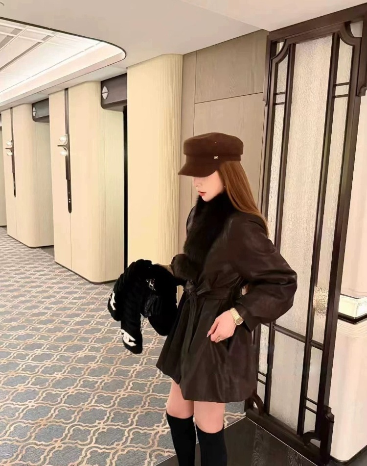 Down winter down coat black fur collar coat for women