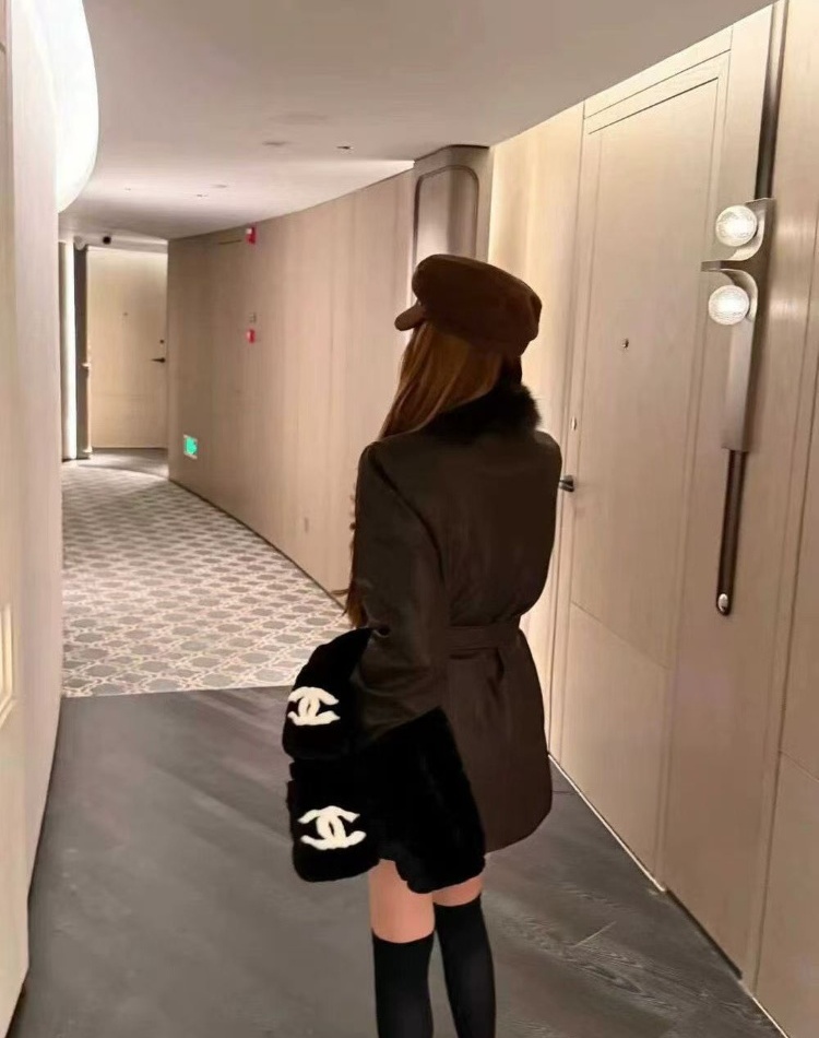 Down winter down coat black fur collar coat for women