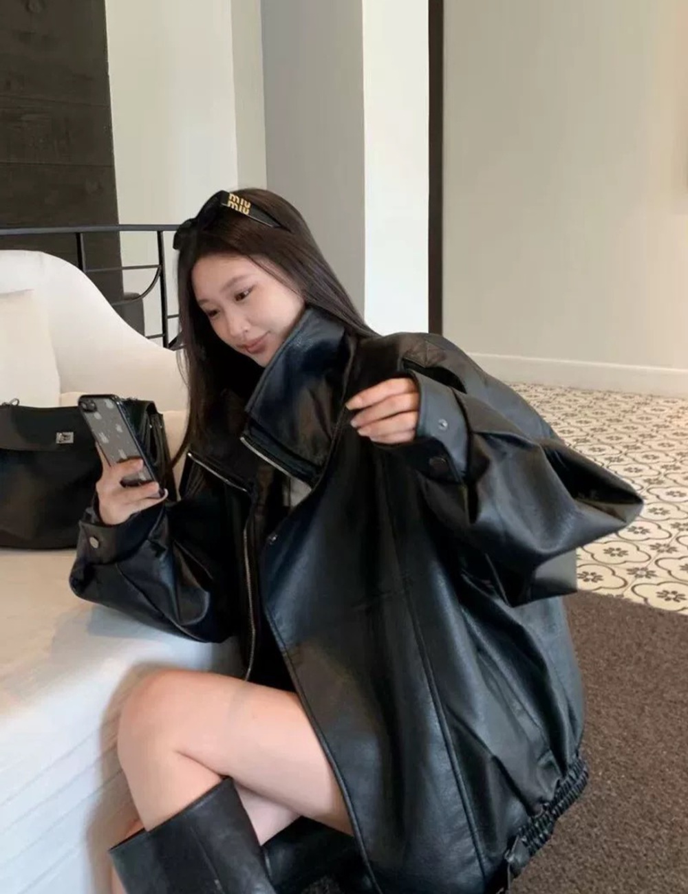 Plus velvet leather coat retro coat for women