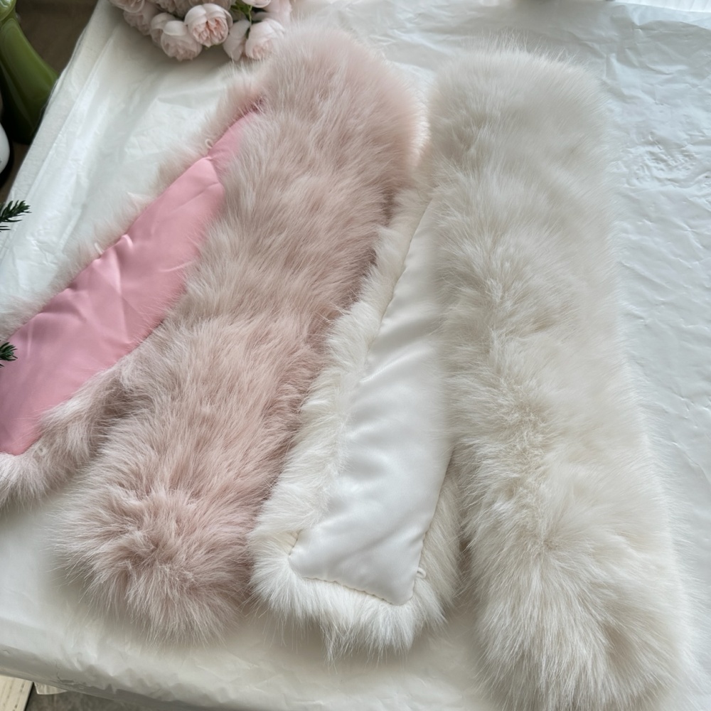 Hooded imitation of mink elmo coat