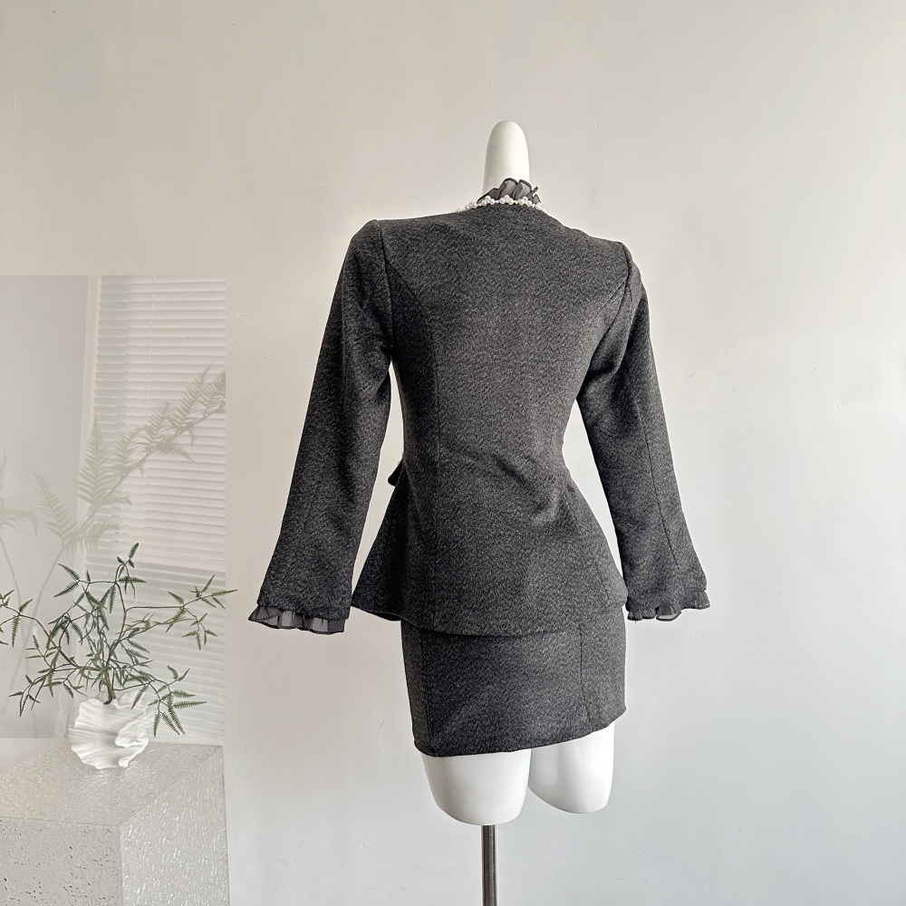 Chanelstyle coat autumn short skirt a set for women