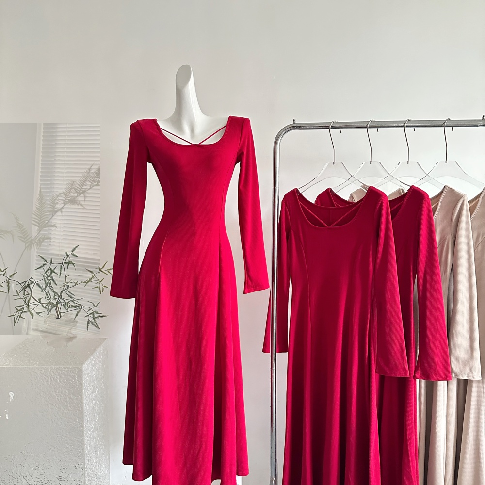 Bottoming inside the ride long sleeve dress for women